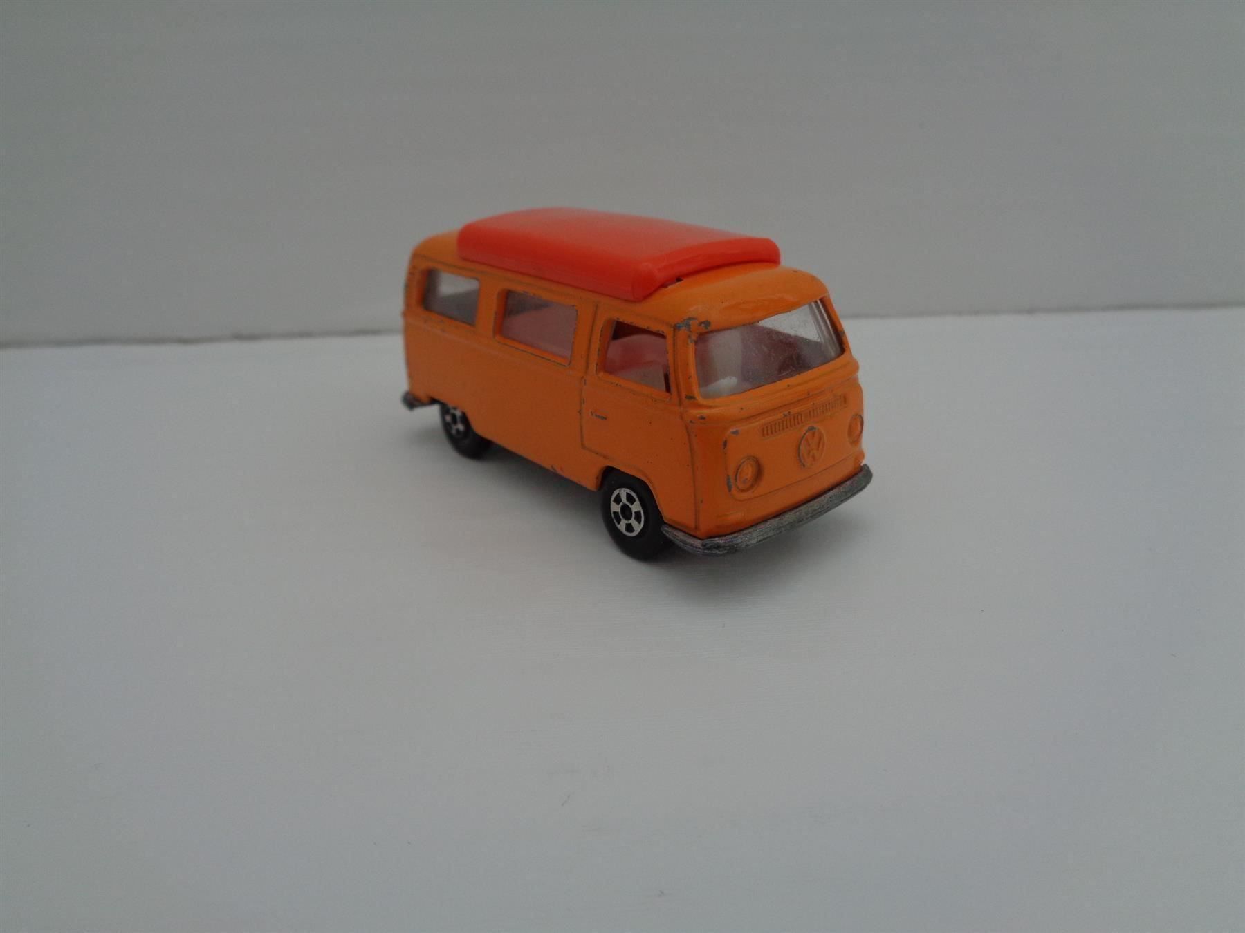 Matchbox Modellini d'auto: Matchbox Volkswagen Camper 1970 – Usato da Chur venduto da omonia 1