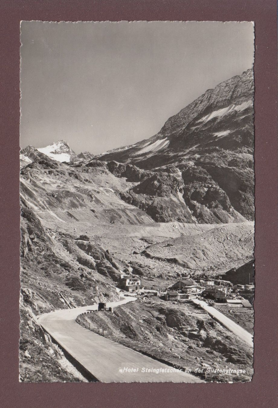 Cartoline postali: Sustenstrasse - HOTEL STEINGLETSCHER - 1962 – Usato da Pully venduto da nicecards