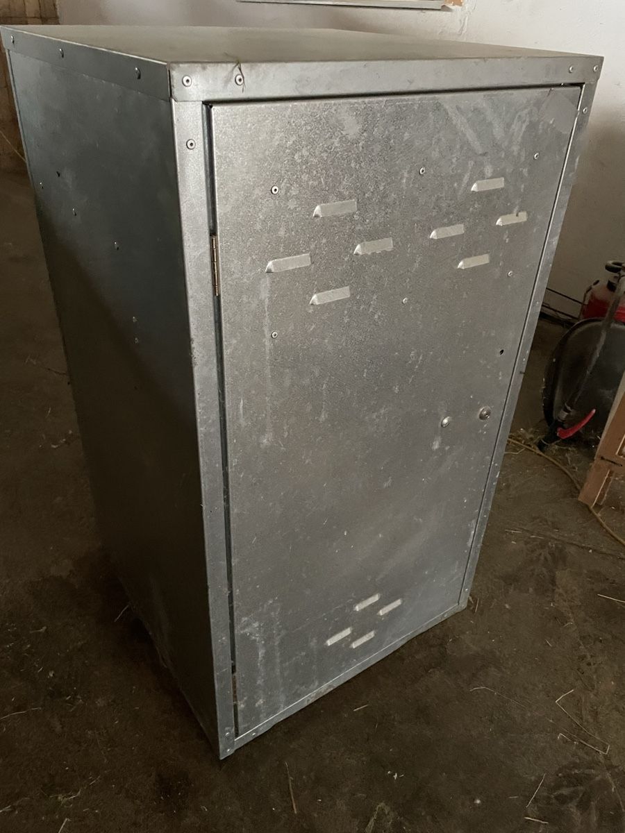 Armadi: Sattelschrank 105x60x60 – Usato da Wangs venduto da Nobel