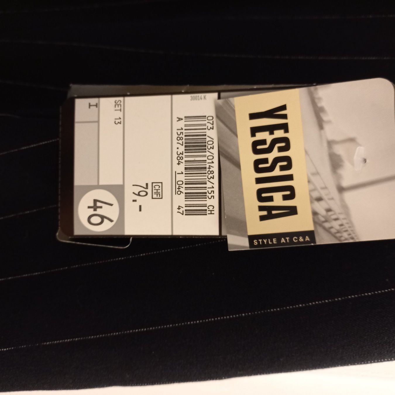 C&A Giacche: Longblazer Grösse 46, schwarz gestreift – Nuovo e nell'imballaggio originale da Ebnat-Kappel venduto da Youssou 1