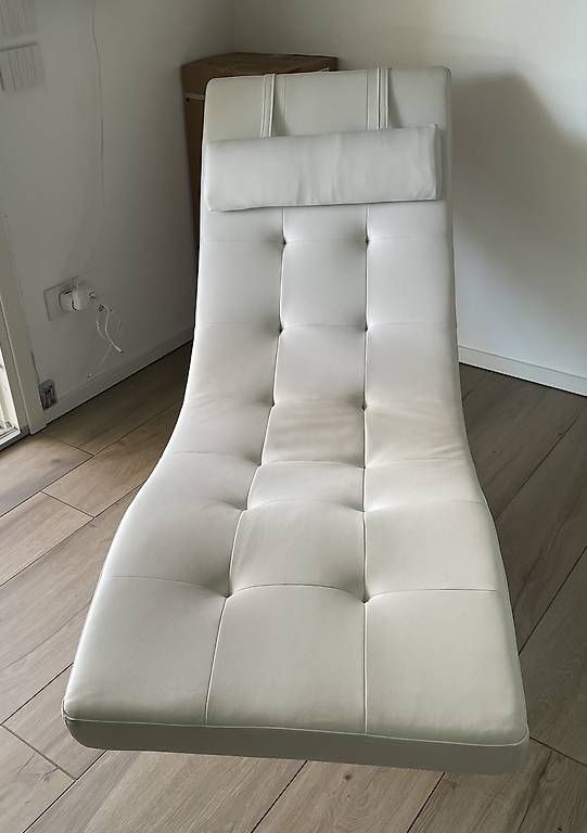Liegen & Liegestühle: Design chaise longue bianca – Gebraucht aus Torricella von Djapple