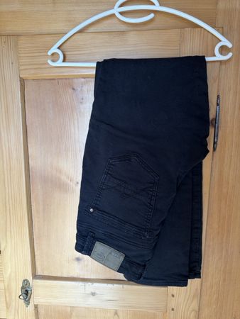 Nils Damen Jeans, Gr. S, Schwarz
