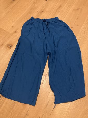 Lockere Sommerhose C&A, Grösse M, bequeme Passform!