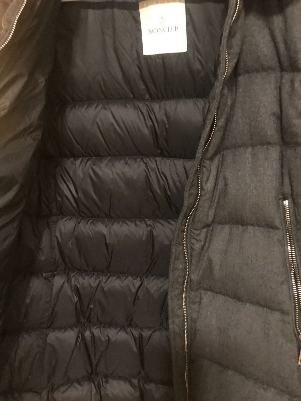 Moncler Cappotti: MONCLER Down Jacket Coat Daunenmantel – Usato da Ebmatingen venduto da dartim 4