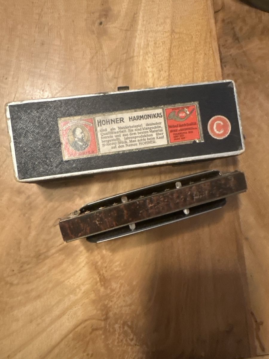 Hohner Musikinstrumente: Hohner Mundharmonika & Box antik – Gebraucht aus Frauenfeld von aluma14 1