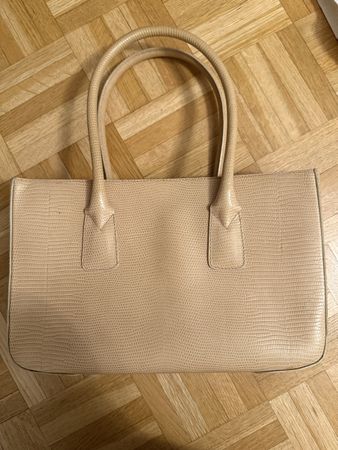 Bruno Magli Handtasche, beige Reptiloptik, Top Zustand!