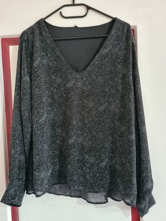 Schwarze -Chicorée Bluse