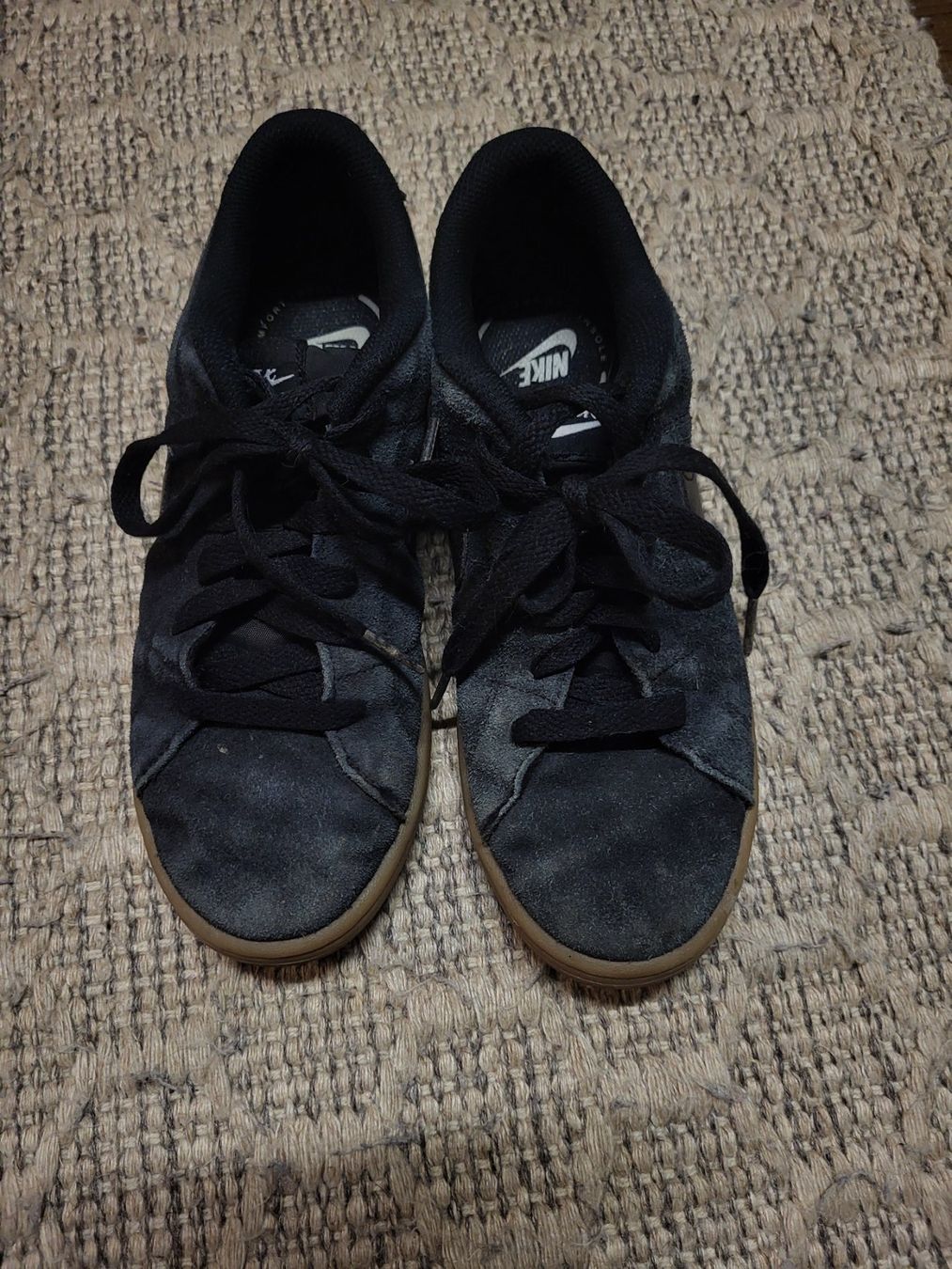 Nike Scarpe da uomo: Nike Sneakers Schuhe 35/36 – Nuovo (secondo la descrizione) da Zumikon venduto da cozurich 1