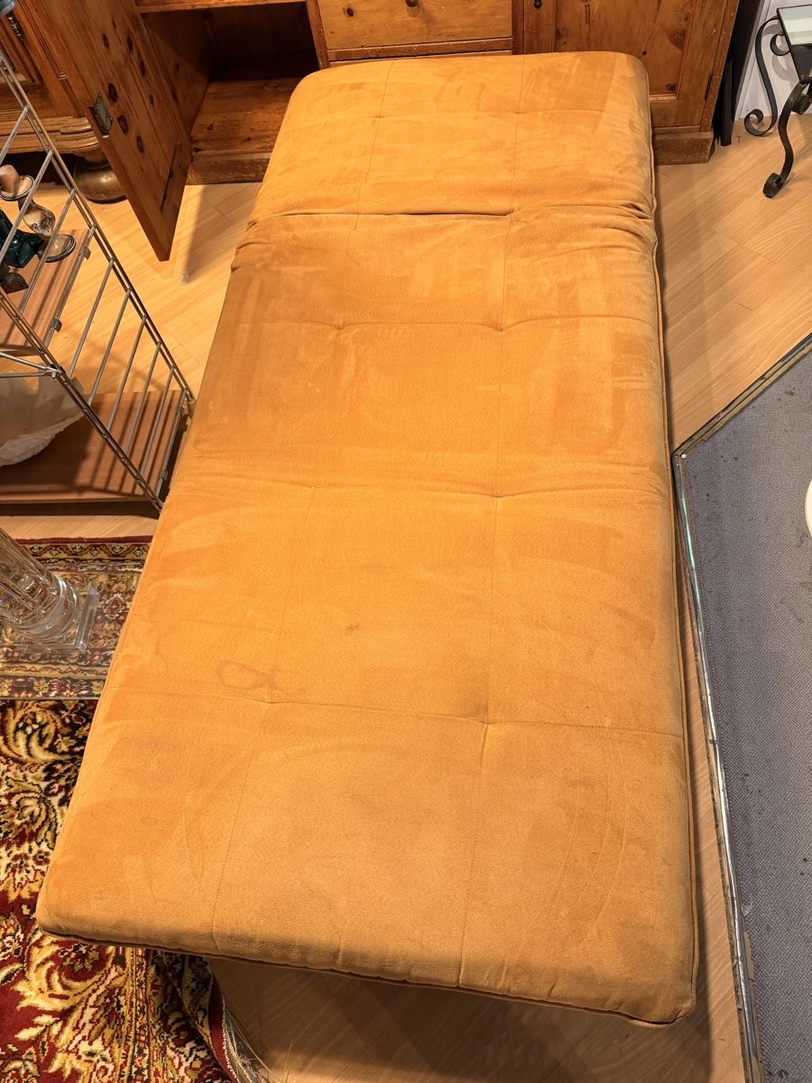 Letti: banquette pliable/ lit  en daim  – Usato da St-Maurice venduto da antikdestok 3