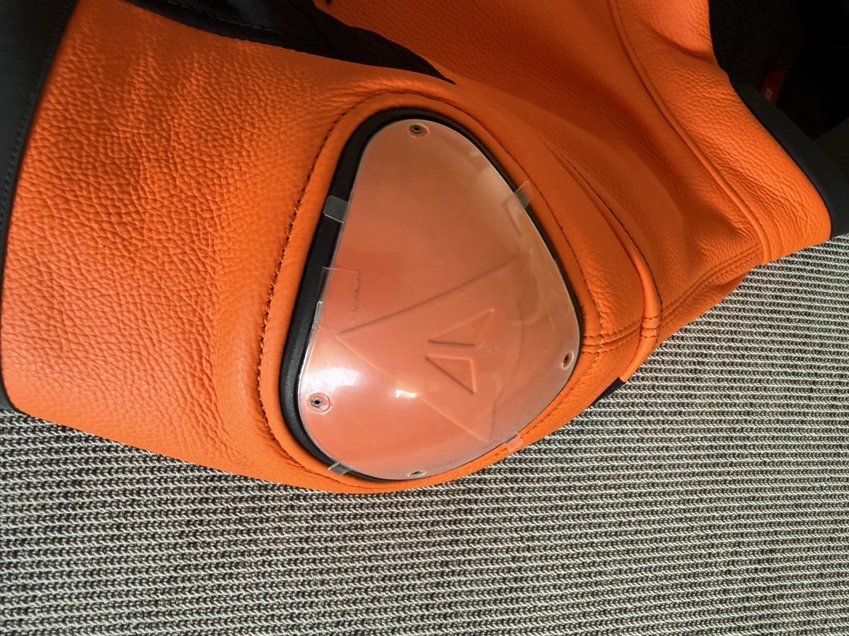 Dainese Giacche: Dainese Agile Lederjacke NEU Grösse 52 – Nuovo e nell'imballaggio originale da Gibswil venduto da Oidus 5