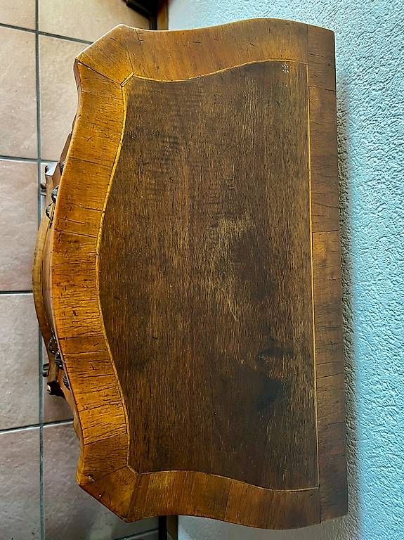 Commodes: Antike Kommode im Barockstil – D'occasion à Hinwil par vibi55 2