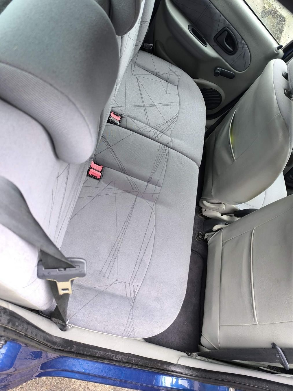 Renault Automobili: Renault Clio II 1.2, 16V – Usato da Tavannes venduto da saca70 9