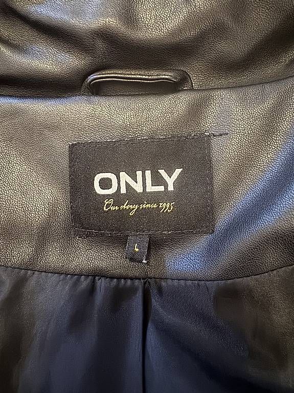 Giacche: Only Bomber Leder Jacke grösse L – Usato da bätterkinden venduto da jos_895n