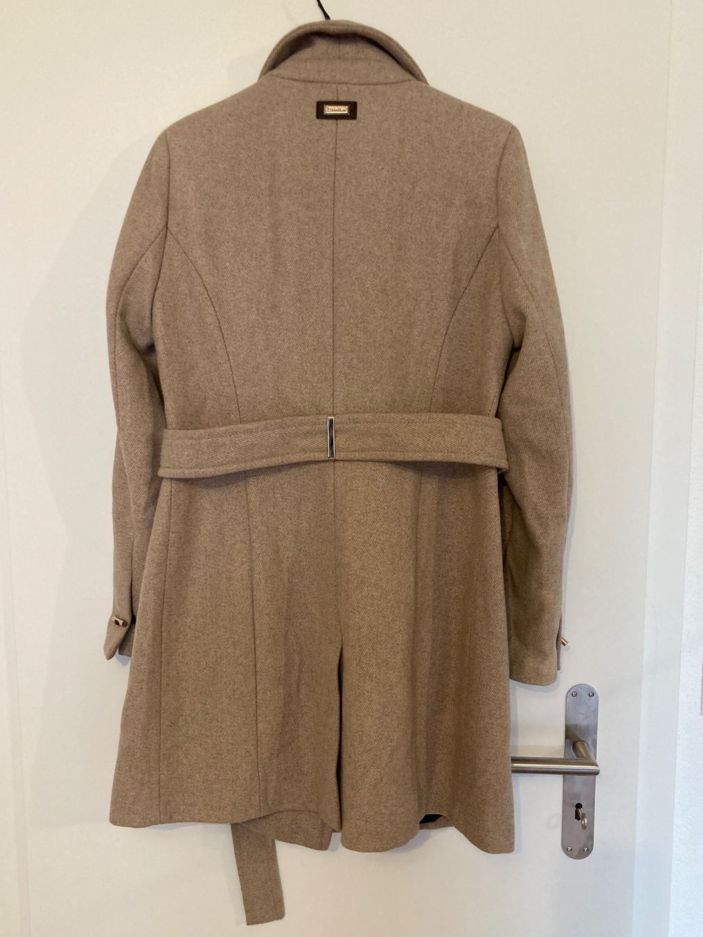 Calvin Klein Cappotti: Calvin Klein Mantel, Grösse XS, Beige – Nuovo (secondo la descrizione) da Gümmenen venduto da lar12 4