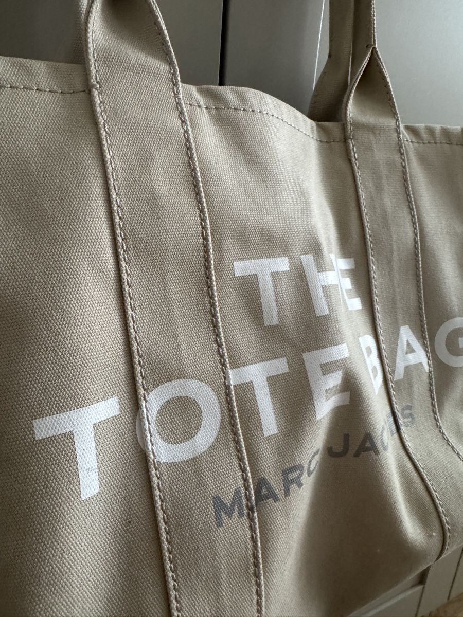 Marc Jacobs Taschen für Damen: Marc Jacobs Tote Bag beige – Gebraucht aus Kriens von DaFritzl 1