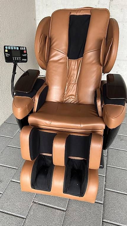 Sessel: Massage Sessel – Gebraucht aus Walchwil von ang_f8qg
