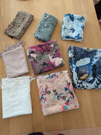 Damen Foulards 8er Set Schmetterling Blumen Leo Muster
