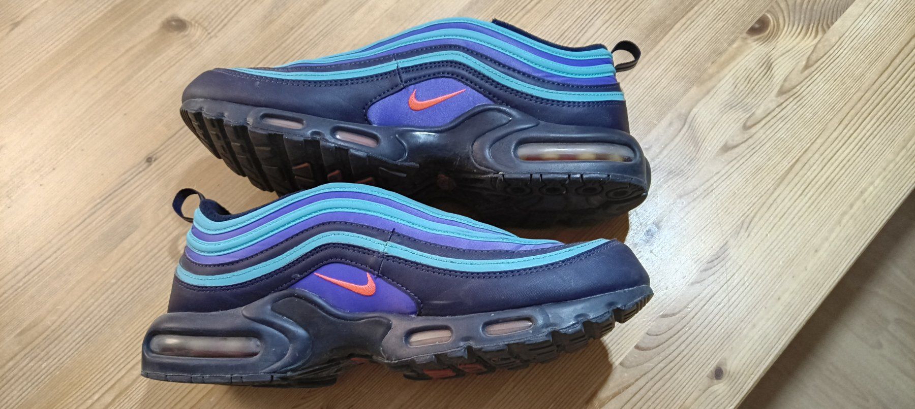 Nike Herrenschuhe: NIKE AIR PLUS 97 MODEL AV7936-400 – Gebraucht aus Embrach von nau_bj7j 4