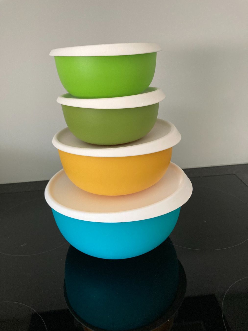 Coupes: 4er Schüssel-Set Tupperware – D'occasion à Wängi par Koenigin