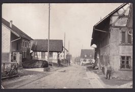 Altikon schöne Strassenpartie