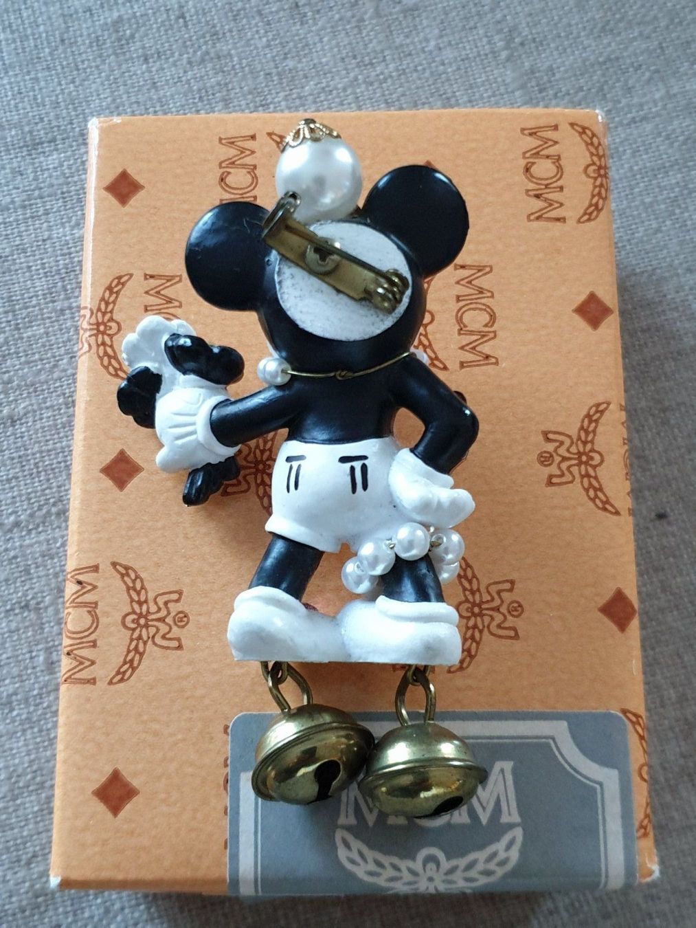Mcm Spille & Fermagli: MCM  Disney Mickey Mouse Brosche 1986 – Usato da Bottmingen venduto da sandy_2 3
