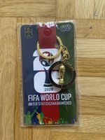 FIFA WM 2022 Schlüsselanhänger Trophäe neu