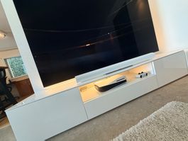 Fernsehmöbel weiss modern mit Ablage gebraucht Zustand