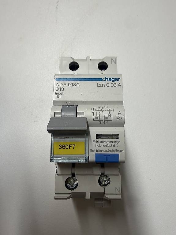 Interruttori: Hager FI/LS-Schalter  – Usato da Birrhard venduto da fou_9pgm 3
