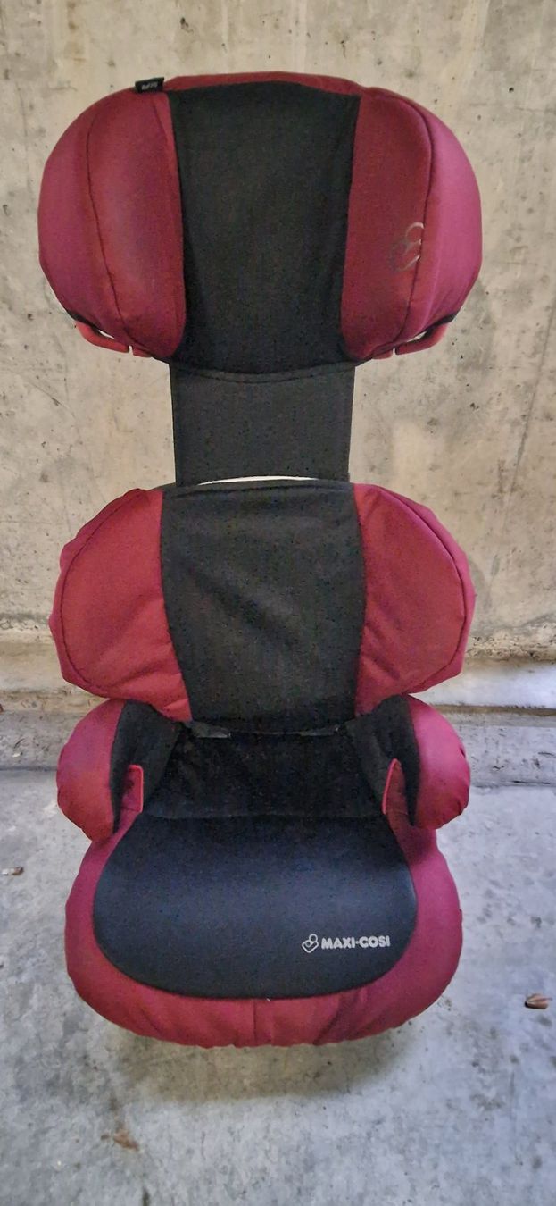 Maxi-Cosi Auto-Kindersitze: Maxi-Cosi Rodi SPS Kinderautositz – Gebraucht aus Winterthur von Tulipane