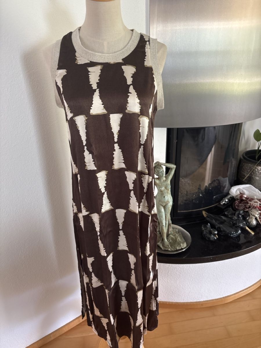Kleider: Viskose Kleid Gr M – Neu (gemäss Beschreibung) aus Embrach von Dmoney