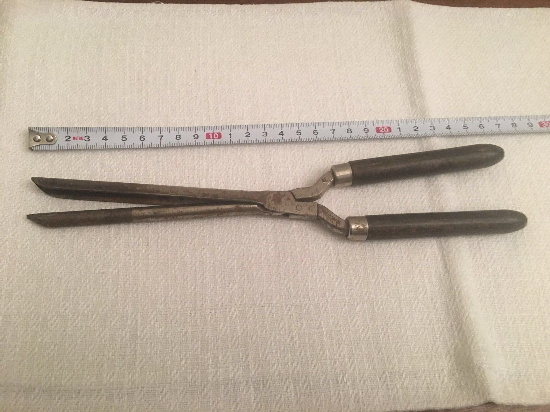Lockenstäbe & Haarglätter: Antiker Lockenstab – Gebraucht aus Basel von Gundeli-25