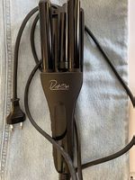 Hair styler Rita Ora