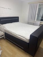 Letto contenitore con meccanismo TV integrato nero