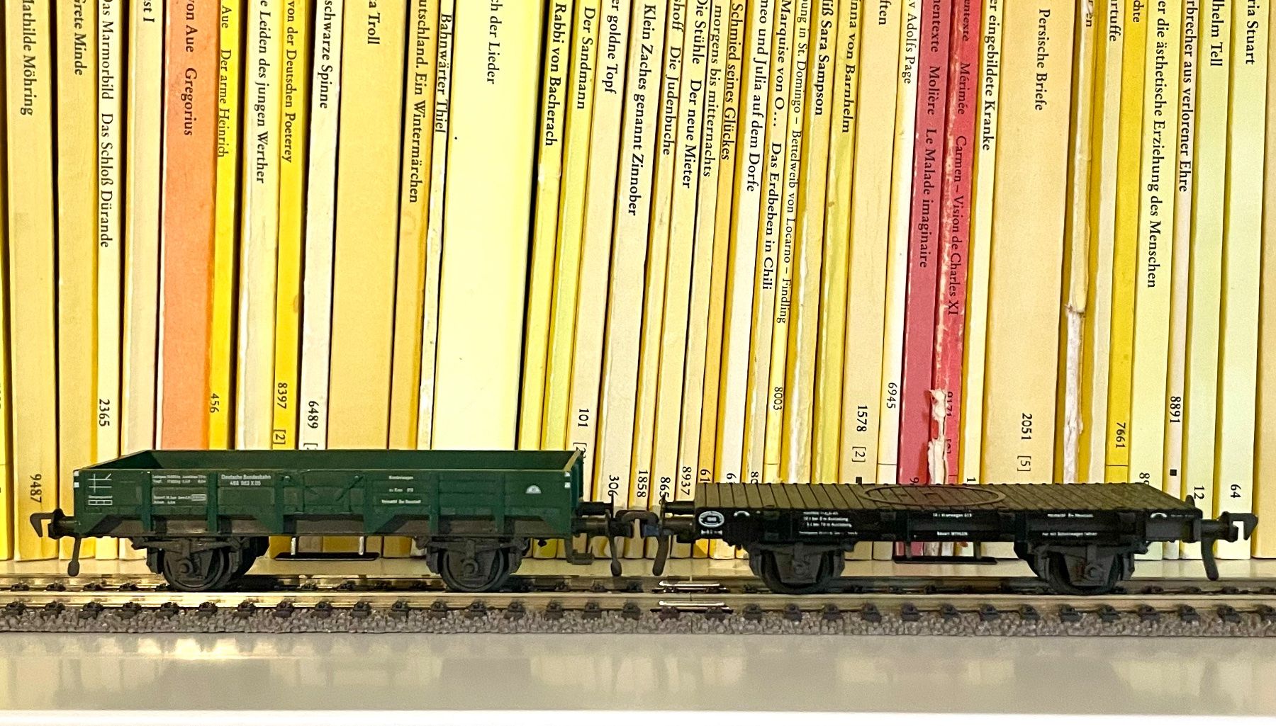 Fleischmann Modellini di ferrovie: Fleischmann H0 Güterwagen Set, Top Zustand – Usato da Bern venduto da Empe76 3