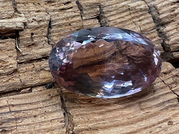 Pietre preziose: Natürlicher grosser Ametrin 31.7ct – Usato da luzern venduto da Alpendorf1 3