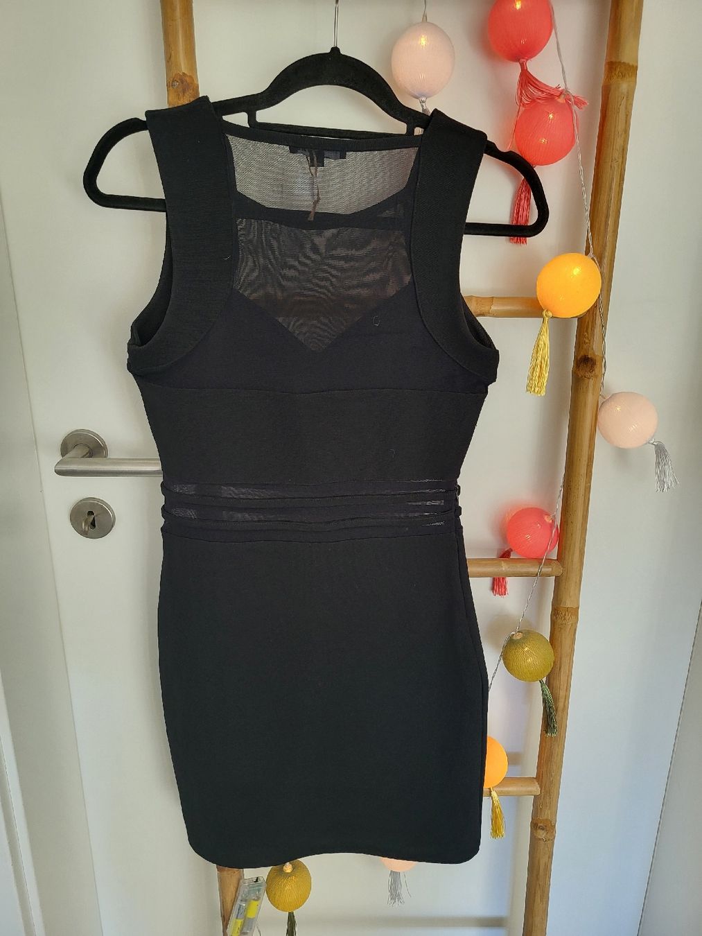 Vestiti: Robe – Usato da Ecuvillens venduto da loloall 1