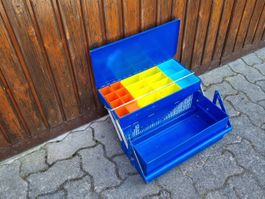 Werkzeugkiste mit Einsätzen gebraucht
