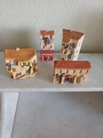 4 Vintage Keramik Miniatur Häuschen von Empreinte France