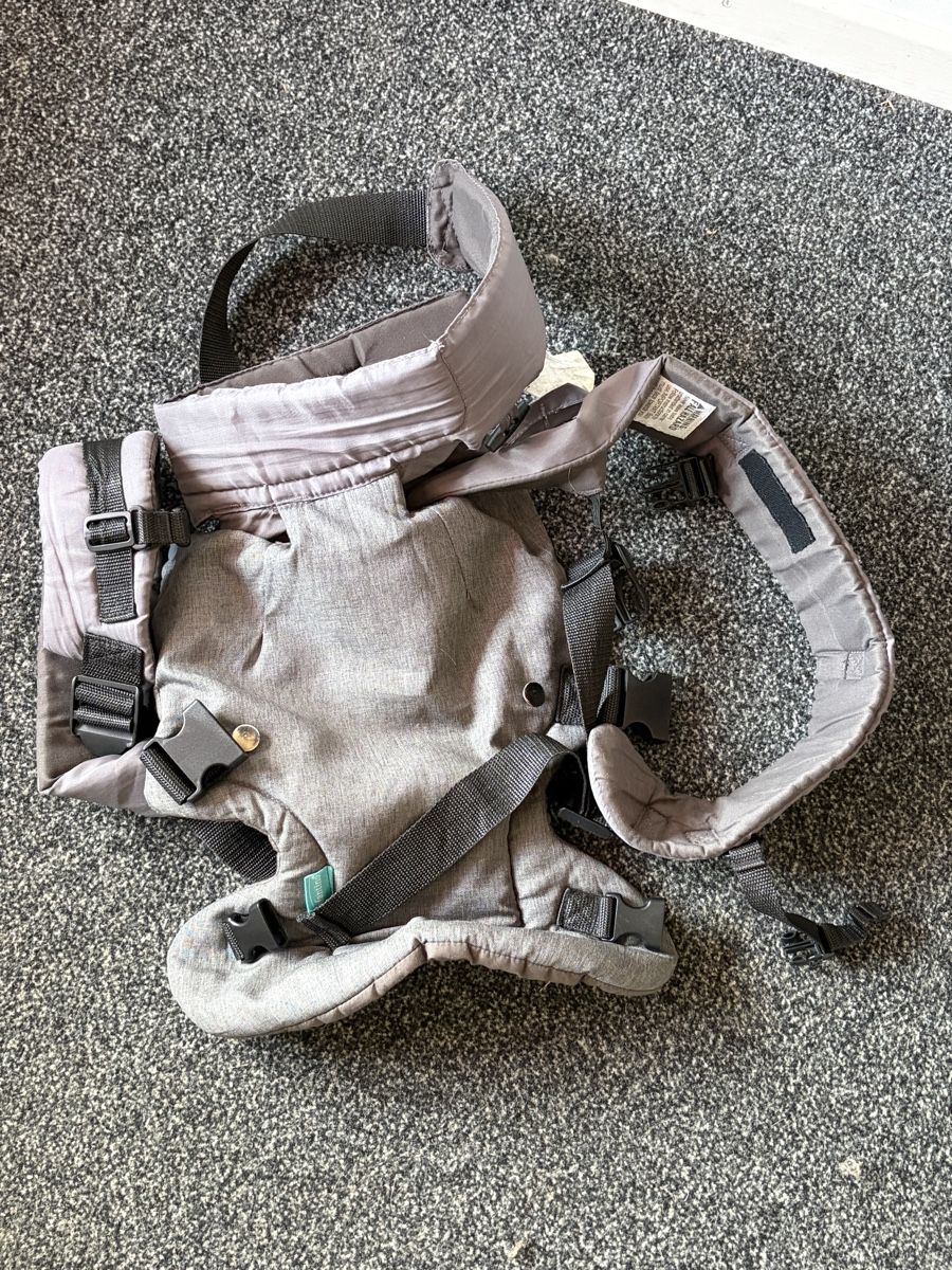 Marsupi portabebè: Babytrage grau – Usato da Sumiswald venduto da Rentus7 1