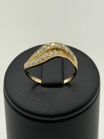 Bague en or jaune 18 carats et diamants