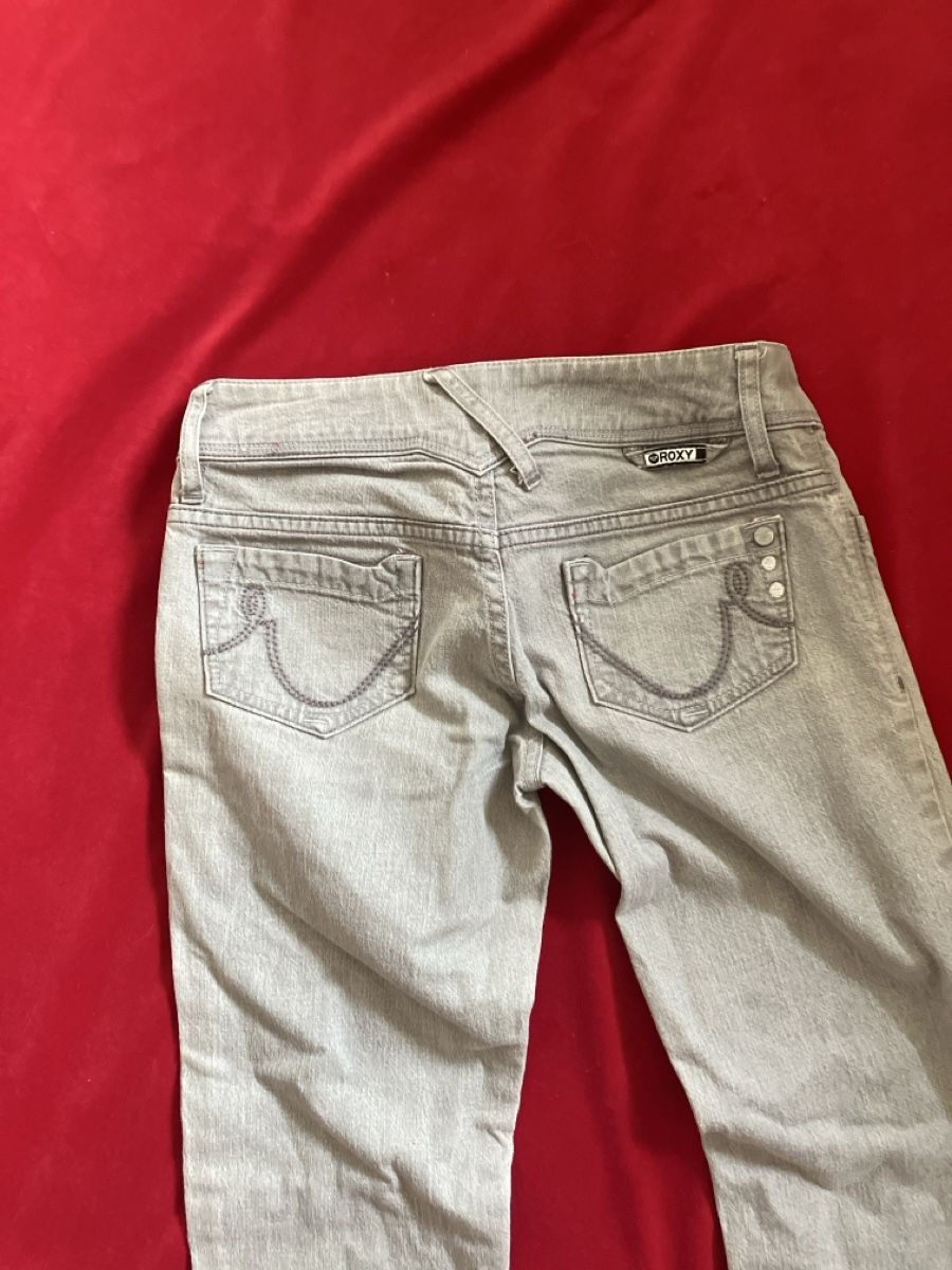 Roxy Jeans: ROXY Jeans Damen Regular Grösse 26 hellgrau – Usato da Muralto venduto da jac_hkz5 6