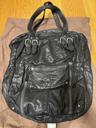 Handtasche von Ash, Leder
