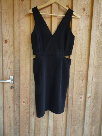 Schwarzes cut-out Kleid von ONLY Gr. 38 - 42599