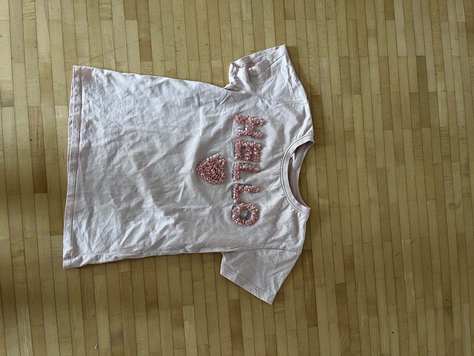 H&M Blusen, T-Shirts & Tops: T-Shirt 234/140 H&M – Gebraucht aus Horgen von Hoppelhase11