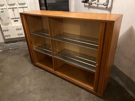 Rollladen-Schrank