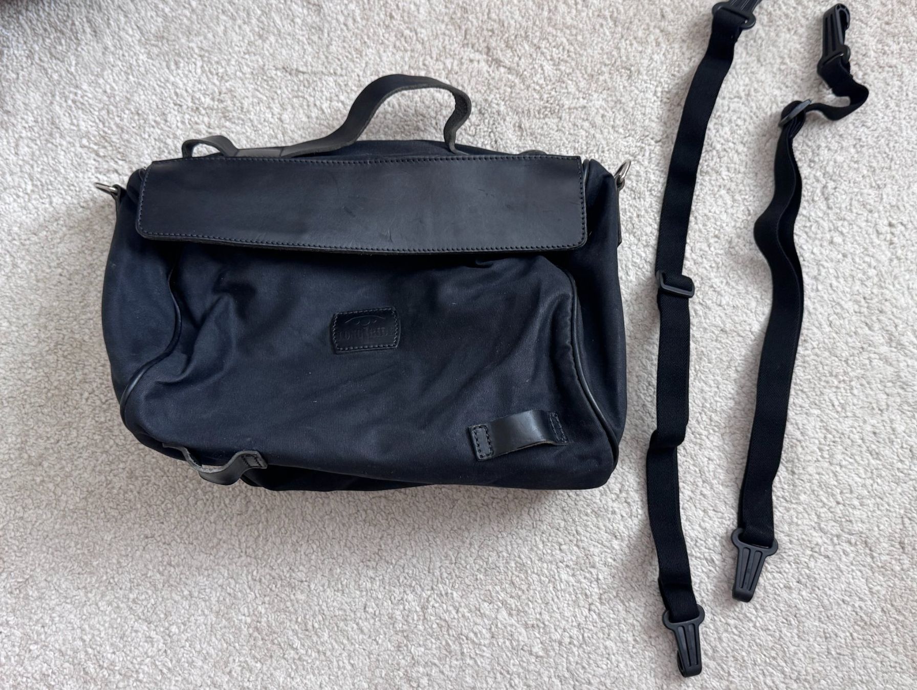 Taschen: Tasche / Duffel – Gebraucht aus Münchenstein von focuz 1