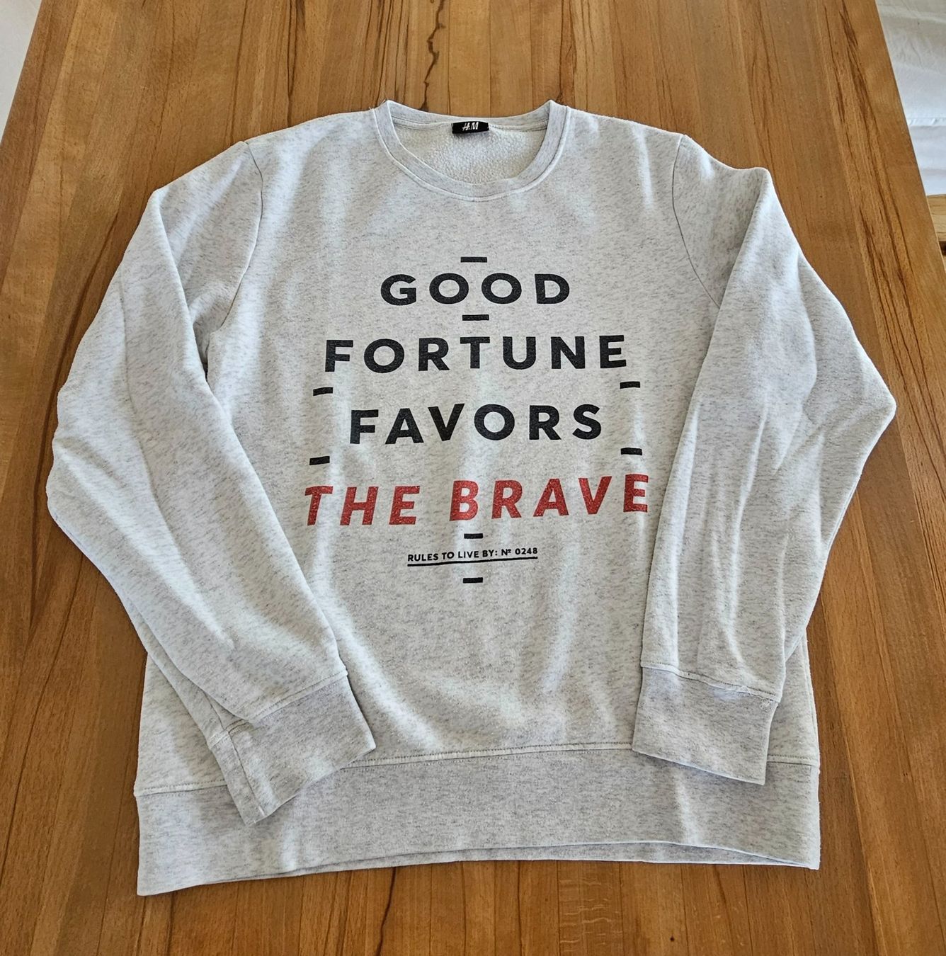 Maglioni & Felpe: Pullover Herren Gr. M grau/weiss – Usato da Root venduto da Trinali