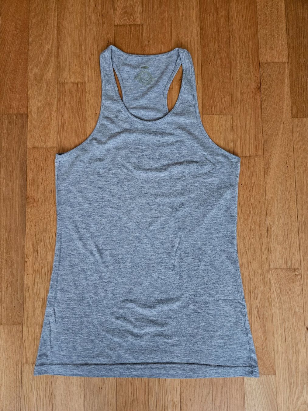 T-shirts: 6 Stk. Top / ärmellose Shirt – D'occasion à Möriken AG par pam66 5