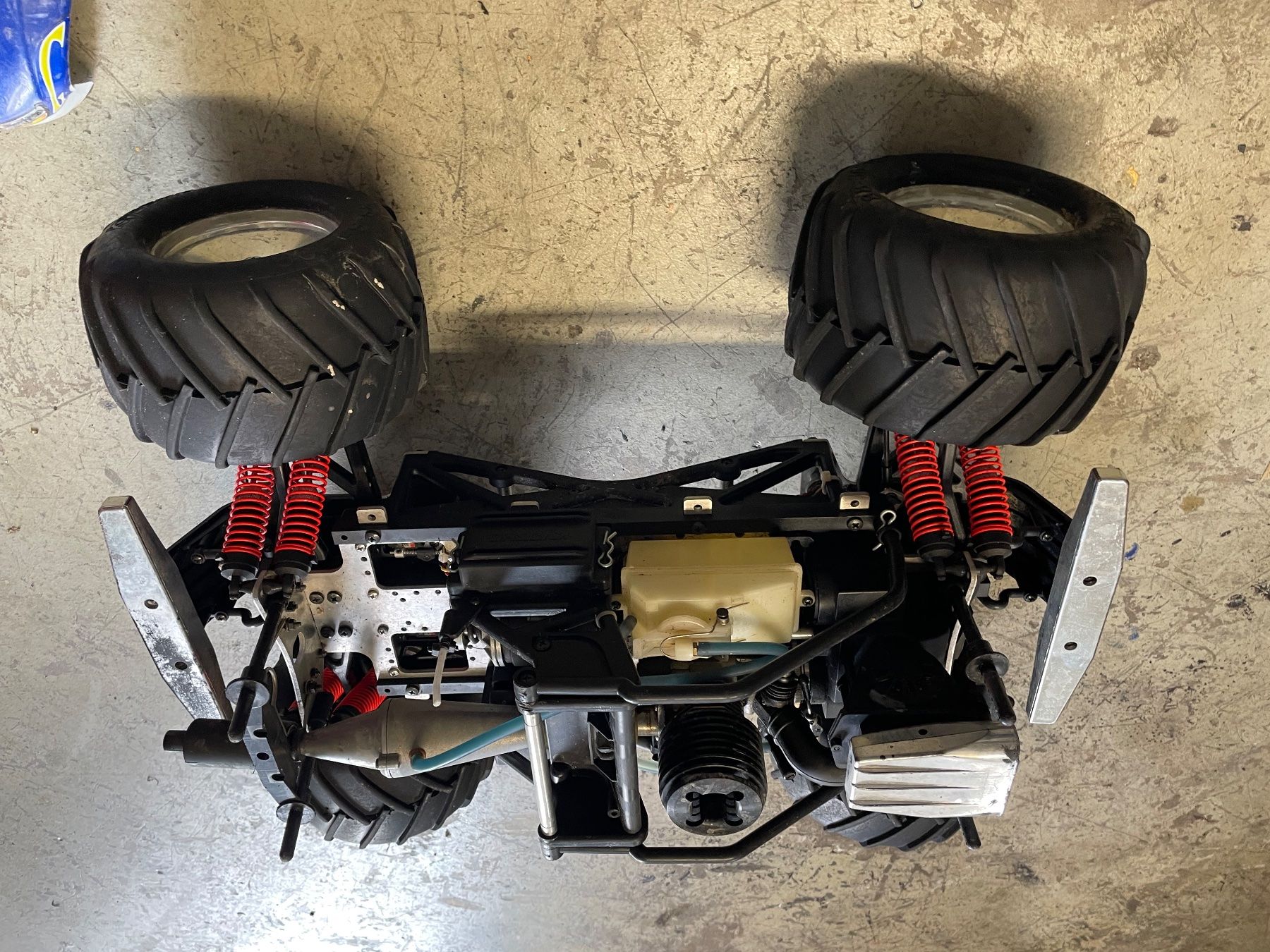 Kyosho Modellismo RC: Kyosho Giga Crusher Neuwertig – Nuovo (secondo la descrizione) da Nesslau venduto da PuchDriver07 5