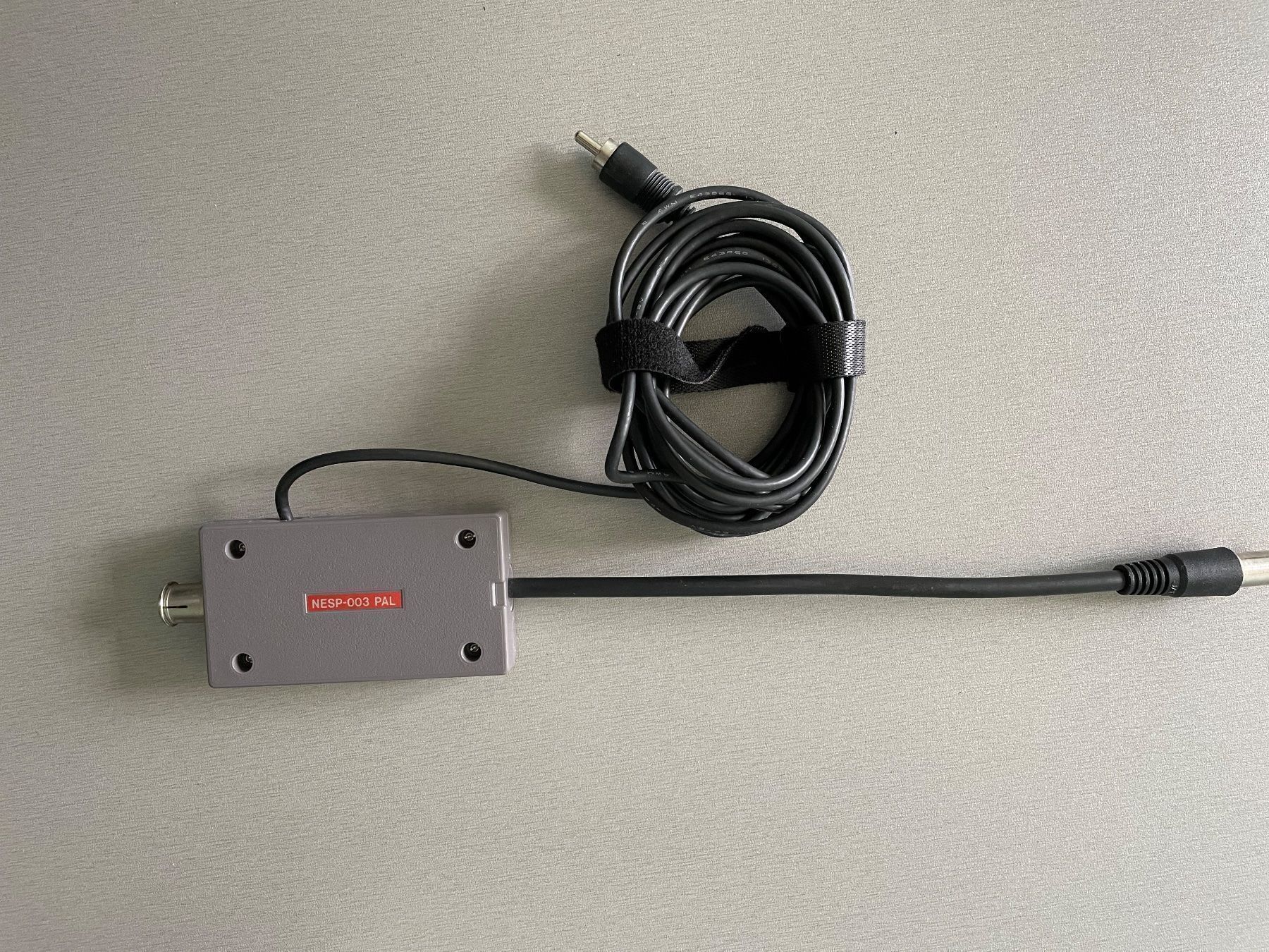 Nintendo Console: Nintendo Original NES Konsole, Controller & Games Set RETRO – Usato da Glattfelden venduto da Danshari 4